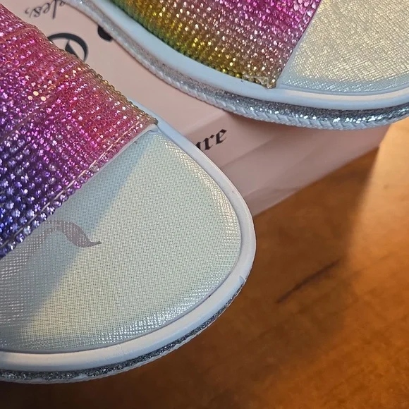 Juicy Couture Glitter Gradient Slides - Picture 16 of 16